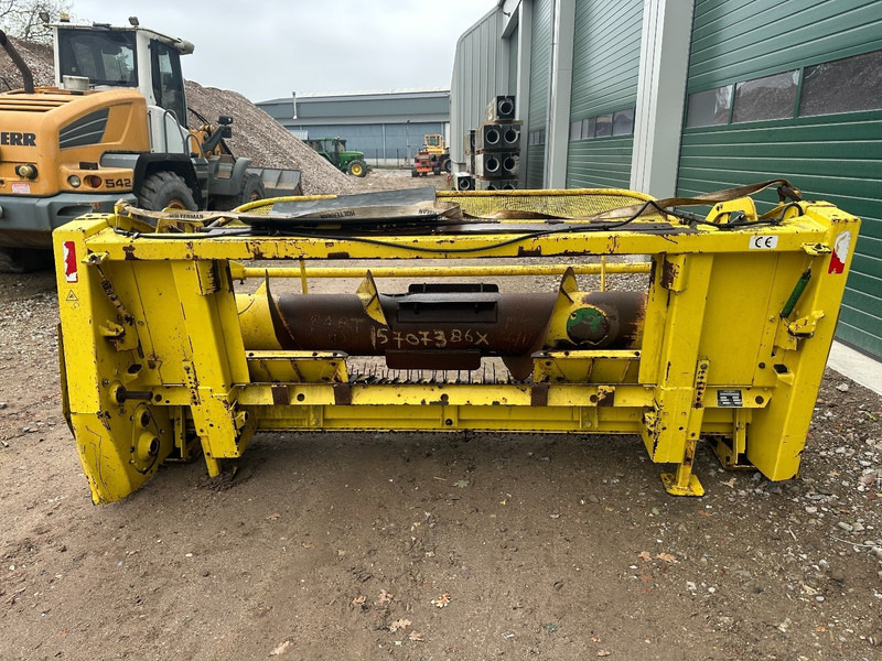 John Deere 630 A - Forage harvester: picture 4 John Deere 630 A - Forage harvester: picture 4