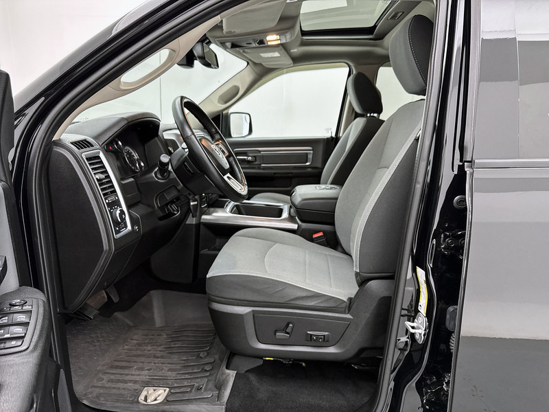 Pickup truck, Combi van Dodge Ram 1500 5.7 V8 4x4 Crew Cab 5'7 Longhorn Alpine audio Pano Stoel en stuurverwarming Trekhaak: picture 11 Pickup truck, Combi van Dodge Ram 1500 5.7 V8 4x4 Crew Cab 5'7 Longhorn Alpine audio Pano Stoel en stuurverwarming Trekhaak: picture 11