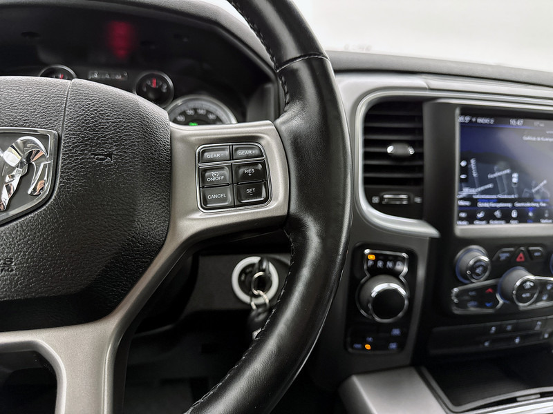 Pickup truck, Combi van Dodge Ram 1500 5.7 V8 4x4 Crew Cab 5'7 Longhorn Alpine audio Pano Stoel en stuurverwarming Trekhaak: picture 15 Pickup truck, Combi van Dodge Ram 1500 5.7 V8 4x4 Crew Cab 5'7 Longhorn Alpine audio Pano Stoel en stuurverwarming Trekhaak: picture 15