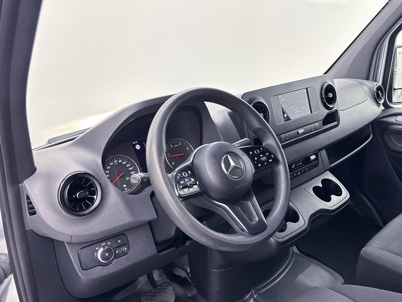 Mercedes-Benz Sprinter 314 2.2 CDI L2H2 Navigatie Inrichting Betimmering Cruise Control Navigatie 220v Omvormer Sidebars - Panel van: picture 5 Mercedes-Benz Sprinter 314 2.2 CDI L2H2 Navigatie Inrichting Betimmering Cruise Control Navigatie 220v Omvormer Sidebars - Panel van: picture 5