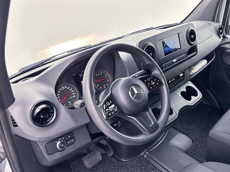 Mercedes-Benz Sprinter 314 2.2 CDI L3H2 Inrichting Navigatie Achteruitrijcamera Apple Carplay/Android Auto - Panel van: picture 5 Mercedes-Benz Sprinter 314 2.2 CDI L3H2 Inrichting Navigatie Achteruitrijcamera Apple Carplay/Android Auto - Panel van: picture 5