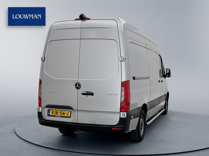 Mercedes-Benz Sprinter 315 1.9 CDI L2H2 Inrichting 220v omvormer Laadlift Navigatie Achteruitrijcamera Inrichting Cruise Control - Panel van: picture 3 Mercedes-Benz Sprinter 315 1.9 CDI L2H2 Inrichting 220v omvormer Laadlift Navigatie Achteruitrijcamera Inrichting Cruise Control - Panel van: picture 3