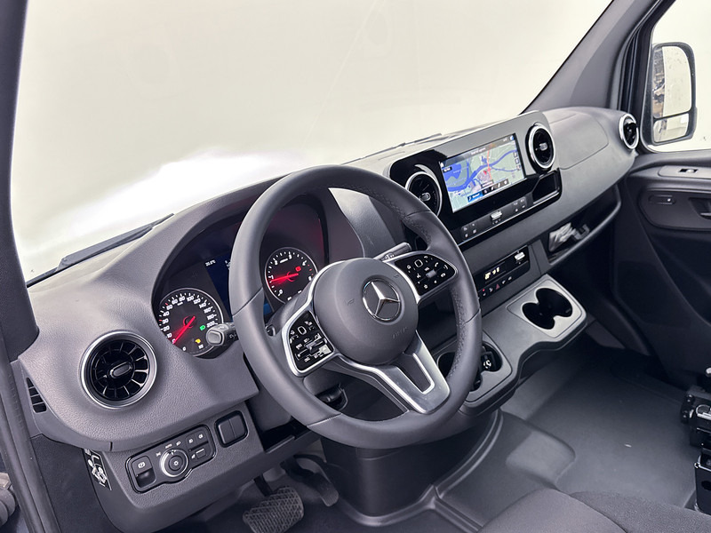 Mercedes-Benz Sprinter 319 1.9 CDI L2H2 Led Adaptieve cruisecontrol 360 camera Navigatie Softclose schuifdeur - Small van: picture 5 Mercedes-Benz Sprinter 319 1.9 CDI L2H2 Led Adaptieve cruisecontrol 360 camera Navigatie Softclose schuifdeur - Small van: picture 5