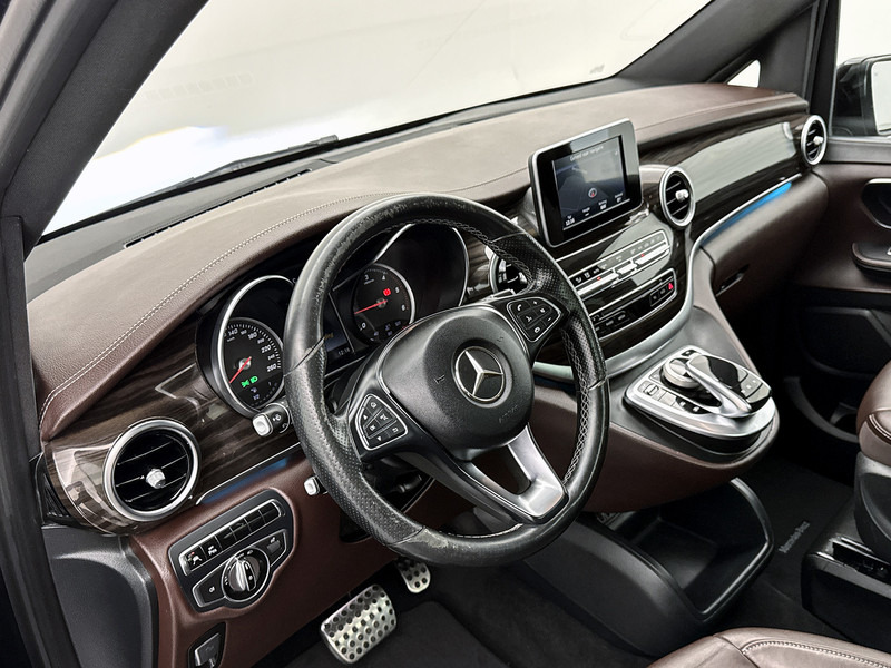 Mercedes-Benz V-Klasse 220d Lang Avantgarde Edition 8 Persoons incl. BPM Elektr schuifdeuren Nappa Leder Pano 8 zitplaatsen Geel kenteken - Minibus, Passenger van: picture 4 Mercedes-Benz V-Klasse 220d Lang Avantgarde Edition 8 Persoons incl. BPM Elektr schuifdeuren Nappa Leder Pano 8 zitplaatsen Geel kenteken - Minibus, Passenger van: picture 4