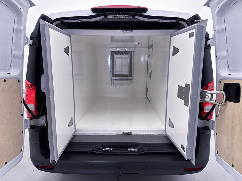 Mercedes-Benz Vito 116 CDI L2 Pro Vebabox koeling Trekhaak Multibeam LED Betimmering Achteruitrijcamera met Parkeersensoren - Panel van: picture 4 Mercedes-Benz Vito 116 CDI L2 Pro Vebabox koeling Trekhaak Multibeam LED Betimmering Achteruitrijcamera met Parkeersensoren - Panel van: picture 4