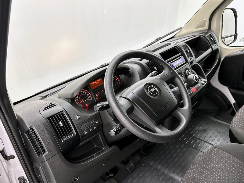 Opel Movano 2.2D 140pk Meubelbak Bakwagen met Laadklep Achteruitrijcamera Cruise Control - Box van: picture 5 Opel Movano 2.2D 140pk Meubelbak Bakwagen met Laadklep Achteruitrijcamera Cruise Control - Box van: picture 5