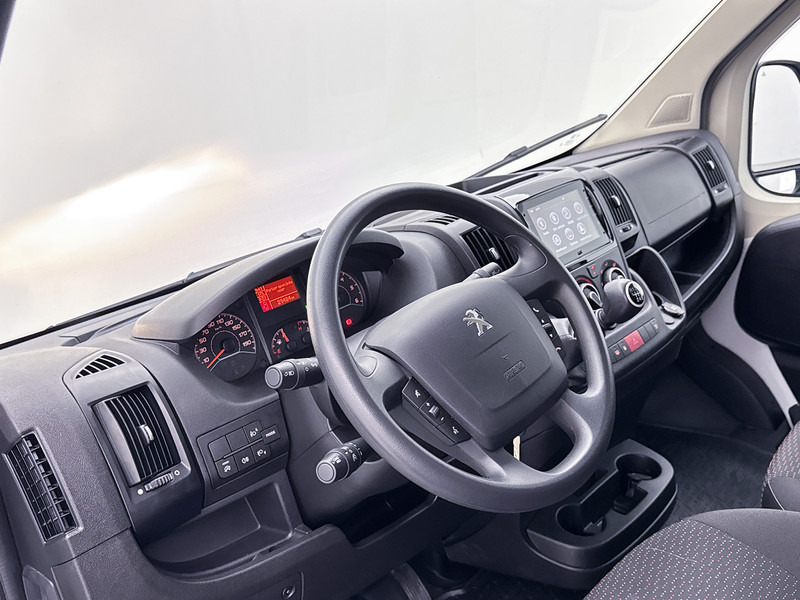 Peugeot Boxer 2.2 BlueHDi 120 L1H1 3.3t Trekhaak Achteruitrijcamera Betimmering Cruise Control - Small van: picture 5 Peugeot Boxer 2.2 BlueHDi 120 L1H1 3.3t Trekhaak Achteruitrijcamera Betimmering Cruise Control - Small van: picture 5