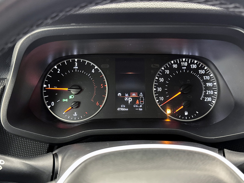 Renault Trafic 2.0 dCi 170 T27 DC L2H1 Luxe Dubbele cabine Led Trekhaak 2500KG Cruise control - Panel van, Combi van: picture 5 Renault Trafic 2.0 dCi 170 T27 DC L2H1 Luxe Dubbele cabine Led Trekhaak 2500KG Cruise control - Panel van, Combi van: picture 5