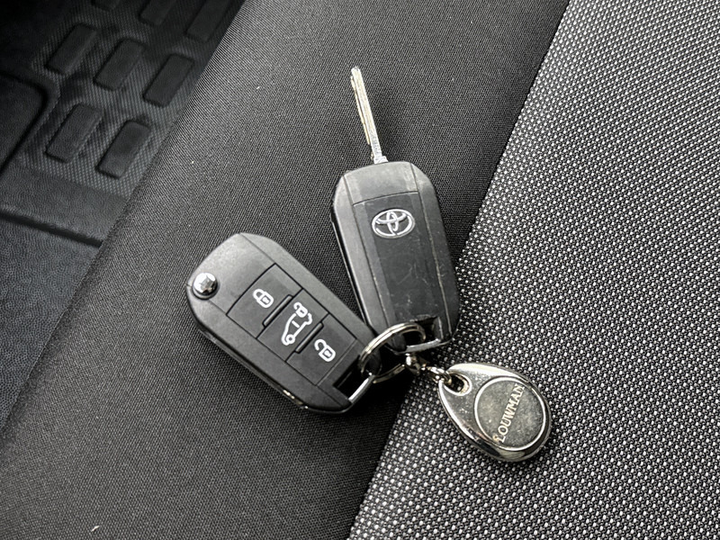 Small van Toyota ProAce Compact 1.5 D-4D Live Navigator Navigatie Cruise control Betimmering: picture 11