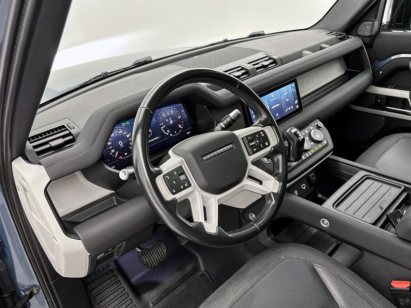 Land Rover Defender 2.0 D240 110 Grijs kenteken Pano Adaptieve cruise control Meridian Audio Memory seats - Van: picture 4 Land Rover Defender 2.0 D240 110 Grijs kenteken Pano Adaptieve cruise control Meridian Audio Memory seats - Van: picture 4