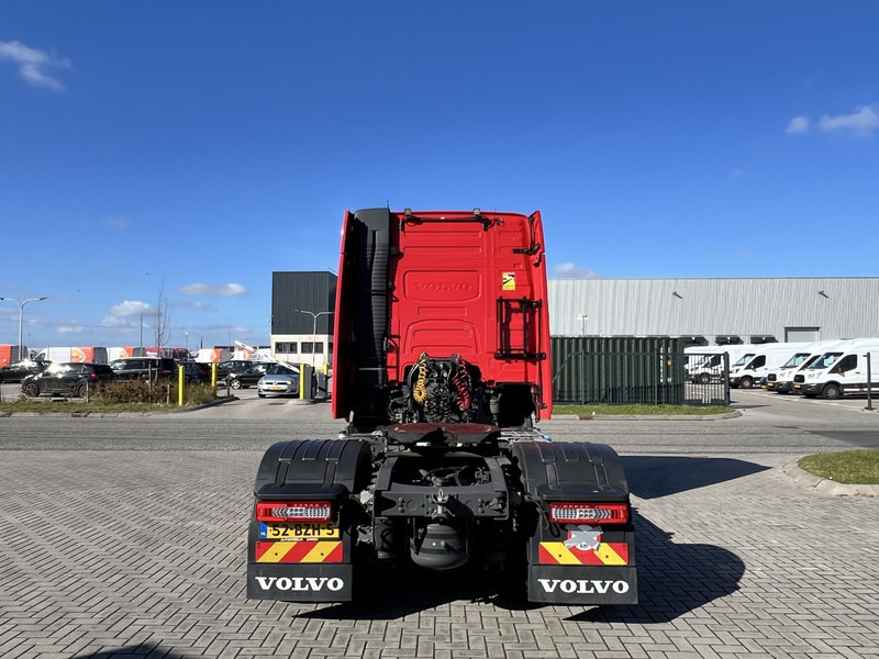 Volvo FH 460 4x2 trekker 2x Tank / Standclima - Tractor unit: picture 5 Volvo FH 460 4x2 trekker 2x Tank / Standclima - Tractor unit: picture 5