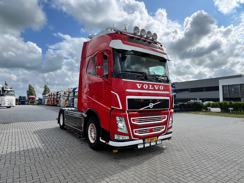 Volvo FH 460 4x2 trekker Globetrotter XL / 2x Fuel Tank / Standclima - Tractor unit: picture 3 Volvo FH 460 4x2 trekker Globetrotter XL / 2x Fuel Tank / Standclima - Tractor unit: picture 3