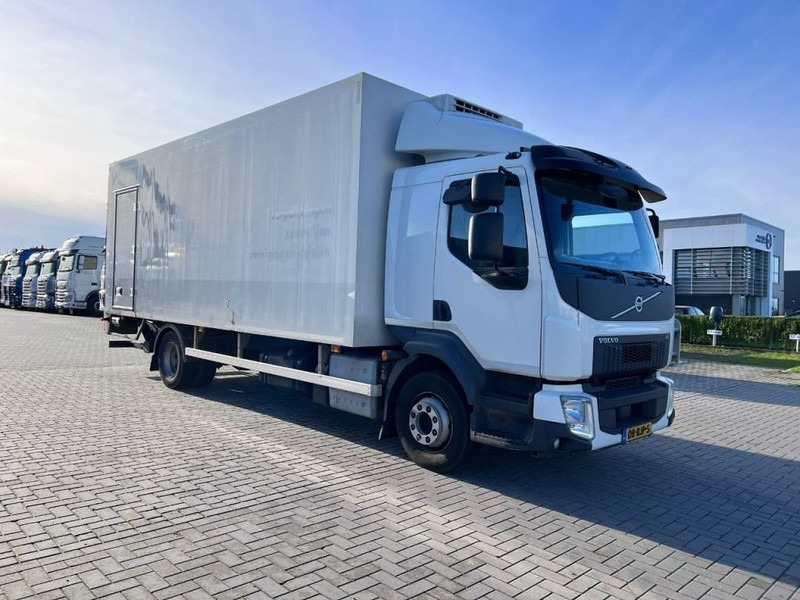 Volvo FL 250 4x2 Koelwagen Thermo king V600 / Tailgate Dhollandia 2000kg - Refrigerator truck: picture 3 Volvo FL 250 4x2 Koelwagen Thermo king V600 / Tailgate Dhollandia 2000kg - Refrigerator truck: picture 3