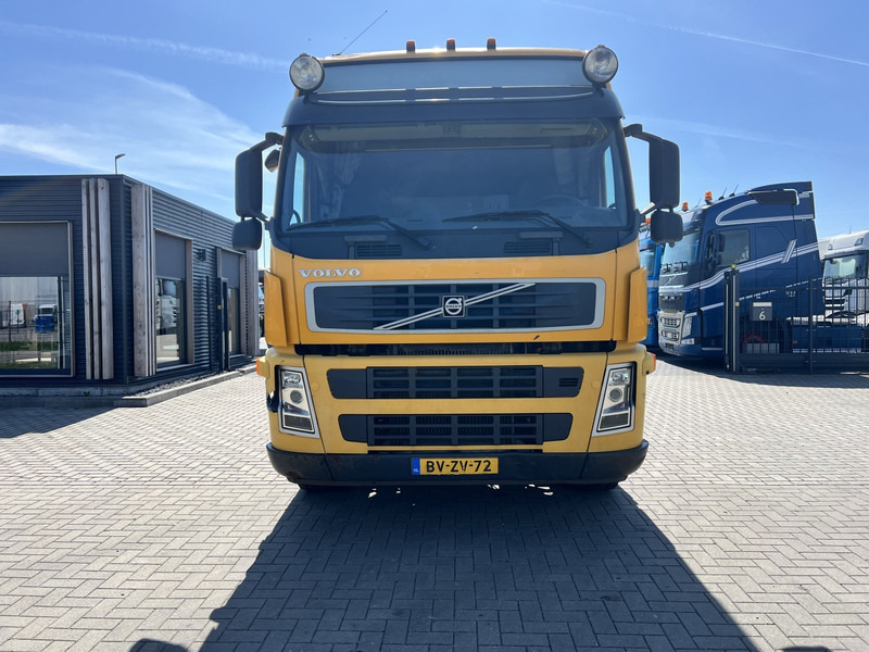 Volvo FM480 6X2 containersysteem Globetrotter / NCH systeem / 10 Tyres - Cable system truck: picture 2 Volvo FM480 6X2 containersysteem Globetrotter / NCH systeem / 10 Tyres - Cable system truck: picture 2