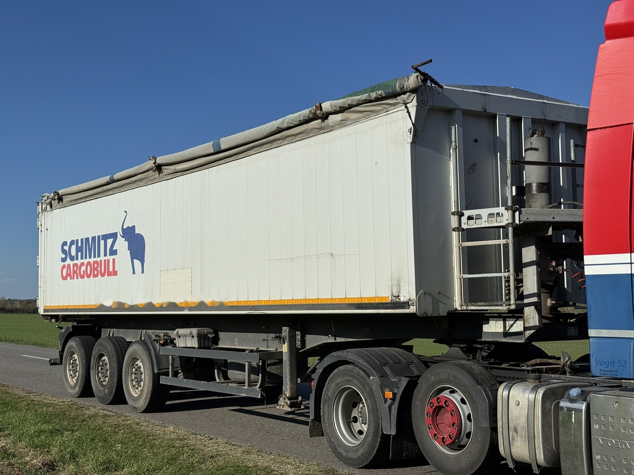 SCHMITZ Cargobull Bena Cereale 60 m3 ALUMINIU SKI 24 /10,5 - Tipper semi-trailer: picture 1 SCHMITZ Cargobull Bena Cereale 60 m3 ALUMINIU SKI 24 /10,5 - Tipper semi-trailer: picture 1