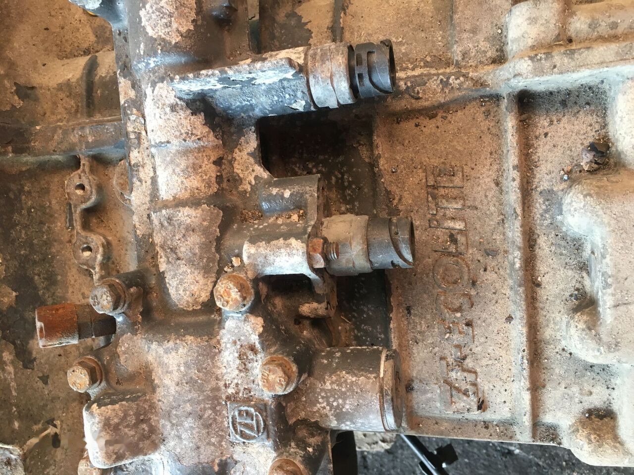 ZF 6s800 1700557 DAF - Gearbox for Truck: picture 2 ZF 6s800 1700557 DAF - Gearbox for Truck: picture 2