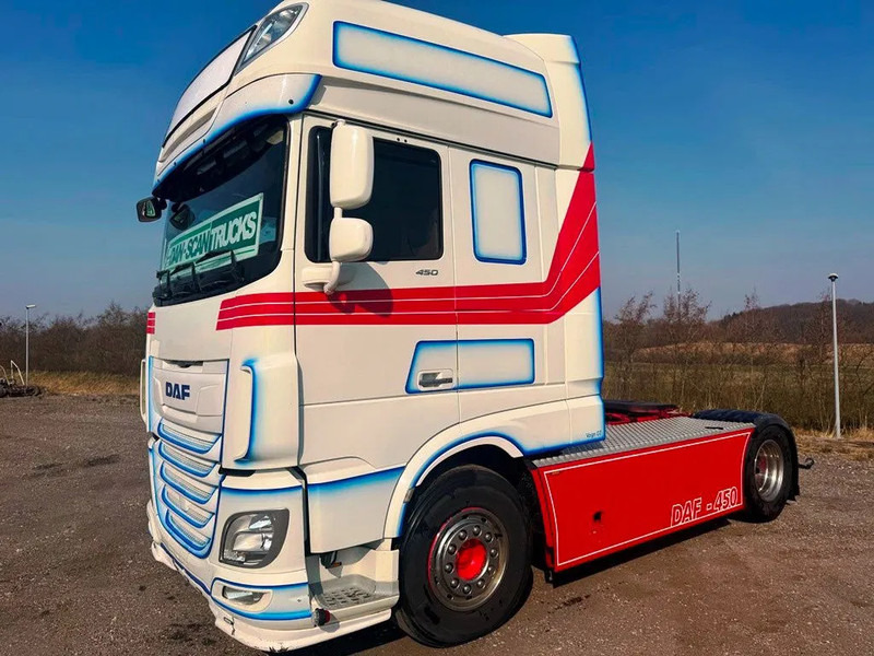 DAF XF 450 DAF XF 450 Special Interior. 706000 km. Euro 6 - Tractor unit: picture 3 DAF XF 450 DAF XF 450 Special Interior. 706000 km. Euro 6 - Tractor unit: picture 3