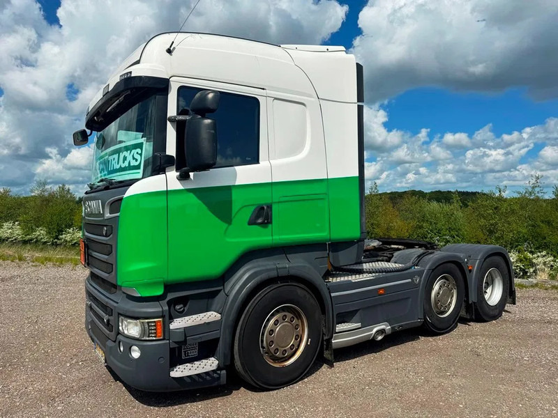 Scania R520 V8 ADR fuel transport. Twensteer. Air / Air suspension. V8 engine. Hydr. system - Tractor unit: picture 4 Scania R520 V8 ADR fuel transport. Twensteer. Air / Air suspension. V8 engine. Hydr. system - Tractor unit: picture 4