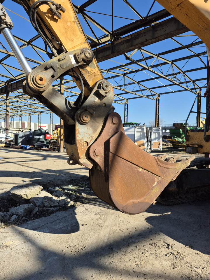 Crawler excavator LIEBHERR R926LC: picture 10