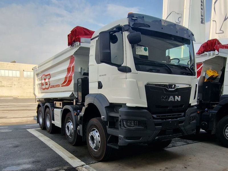 CAMION RIBALTABILE 4 ASSI 540HP MAN TGS 41.540 8X4 BB CH - Tipper: picture 1 CAMION RIBALTABILE 4 ASSI 540HP MAN TGS 41.540 8X4 BB CH - Tipper: picture 1
