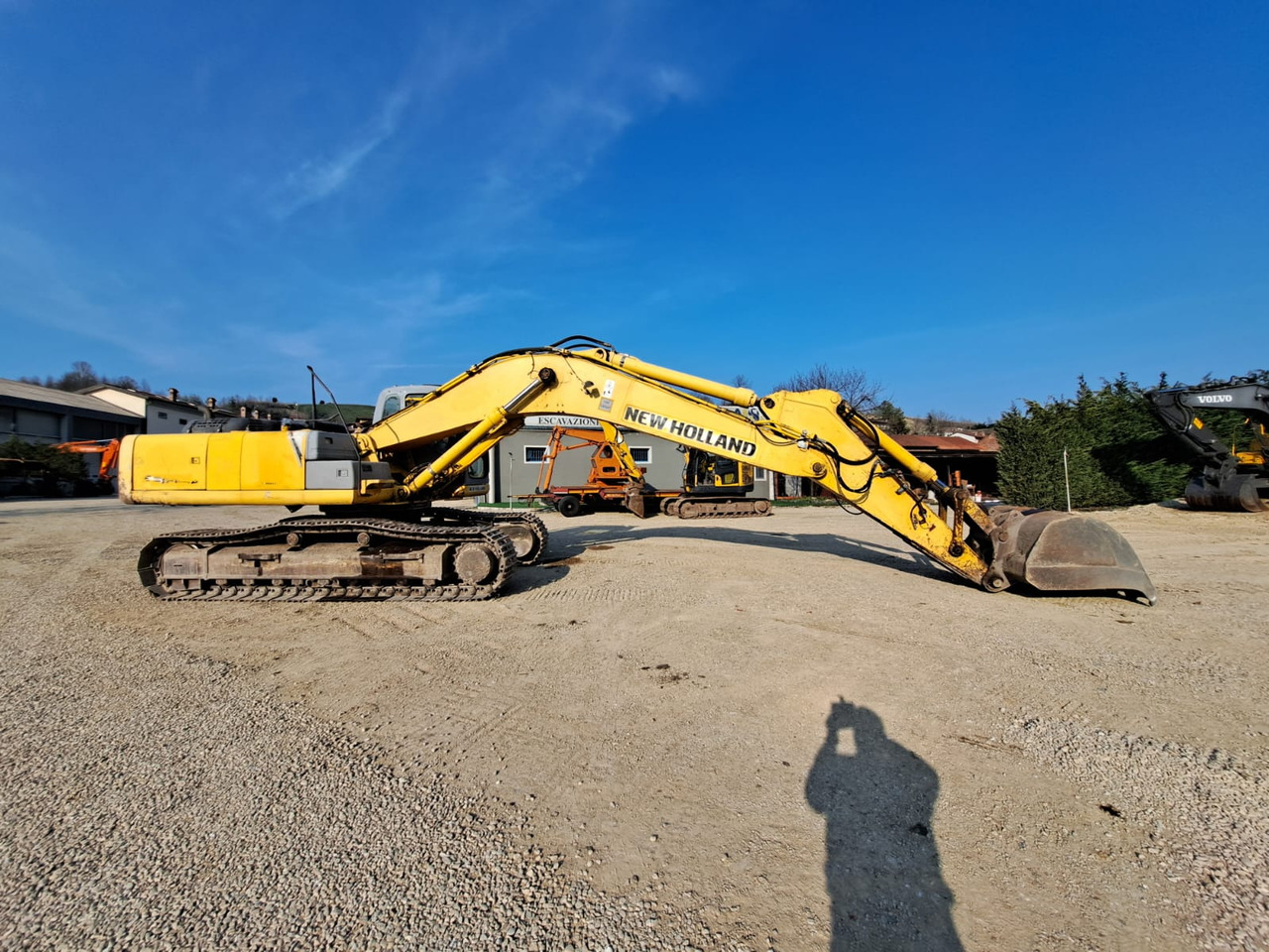 NEW HOLLAND KOBELCO E385B - Crawler excavator: picture 2 NEW HOLLAND KOBELCO E385B - Crawler excavator: picture 2