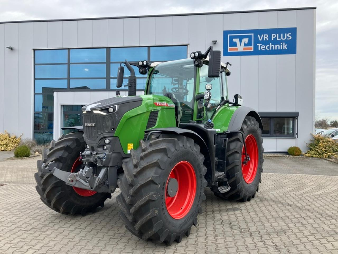 Fendt VARIO 724 GEN7 // RTK // RDA - Farm tractor: picture 1 Fendt VARIO 724 GEN7 // RTK // RDA - Farm tractor: picture 1