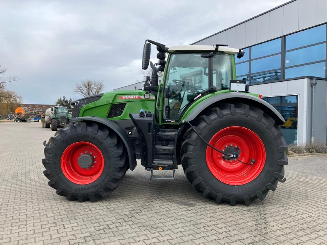 Fendt VARIO 724 GEN7 // RTK // RDA - Farm tractor: picture 2 Fendt VARIO 724 GEN7 // RTK // RDA - Farm tractor: picture 2