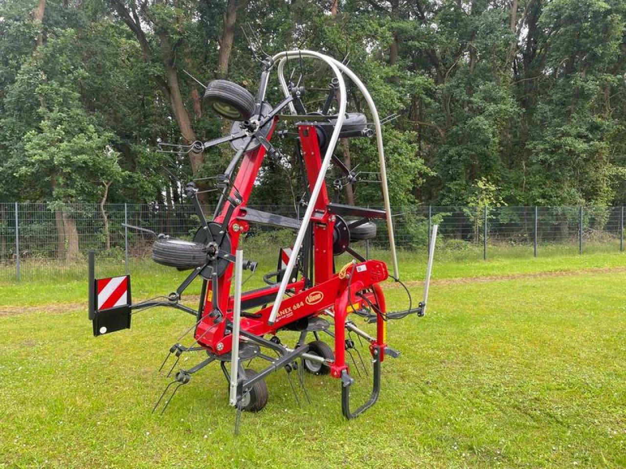 Vicon FANEX 684 - Tedder/ Rake: picture 4 Vicon FANEX 684 - Tedder/ Rake: picture 4