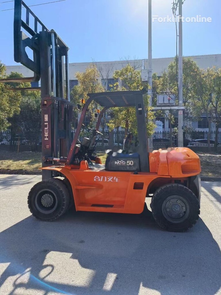 Heli h2000 5t 30 50 70 100 - Diesel forklift: picture 2 Heli h2000 5t 30 50 70 100 - Diesel forklift: picture 2