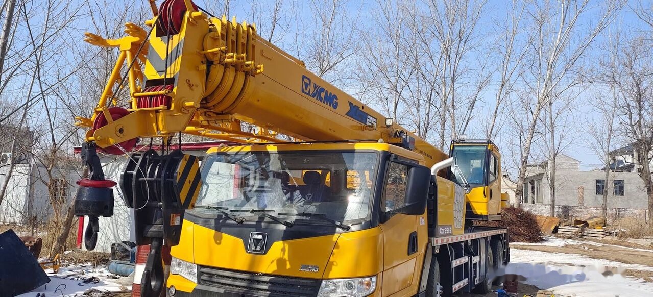 XCMG XCT25 - Mobile crane: picture 1 XCMG XCT25 - Mobile crane: picture 1