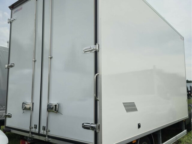 IVECO Daily 35S18 3.0 Koffer Voll-LED Navigation - Box van: picture 3 IVECO Daily 35S18 3.0 Koffer Voll-LED Navigation - Box van: picture 3