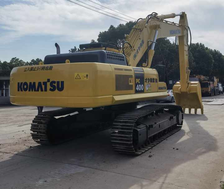 Available Used Komatsu Pc400-7 Crawler Excavator with cheap price Used Excavator for sale in shanghai yard - Crawler excavator: picture 4 Available Used Komatsu Pc400-7 Crawler Excavator with cheap price Used Excavator for sale in shanghai yard - Crawler excavator: picture 4