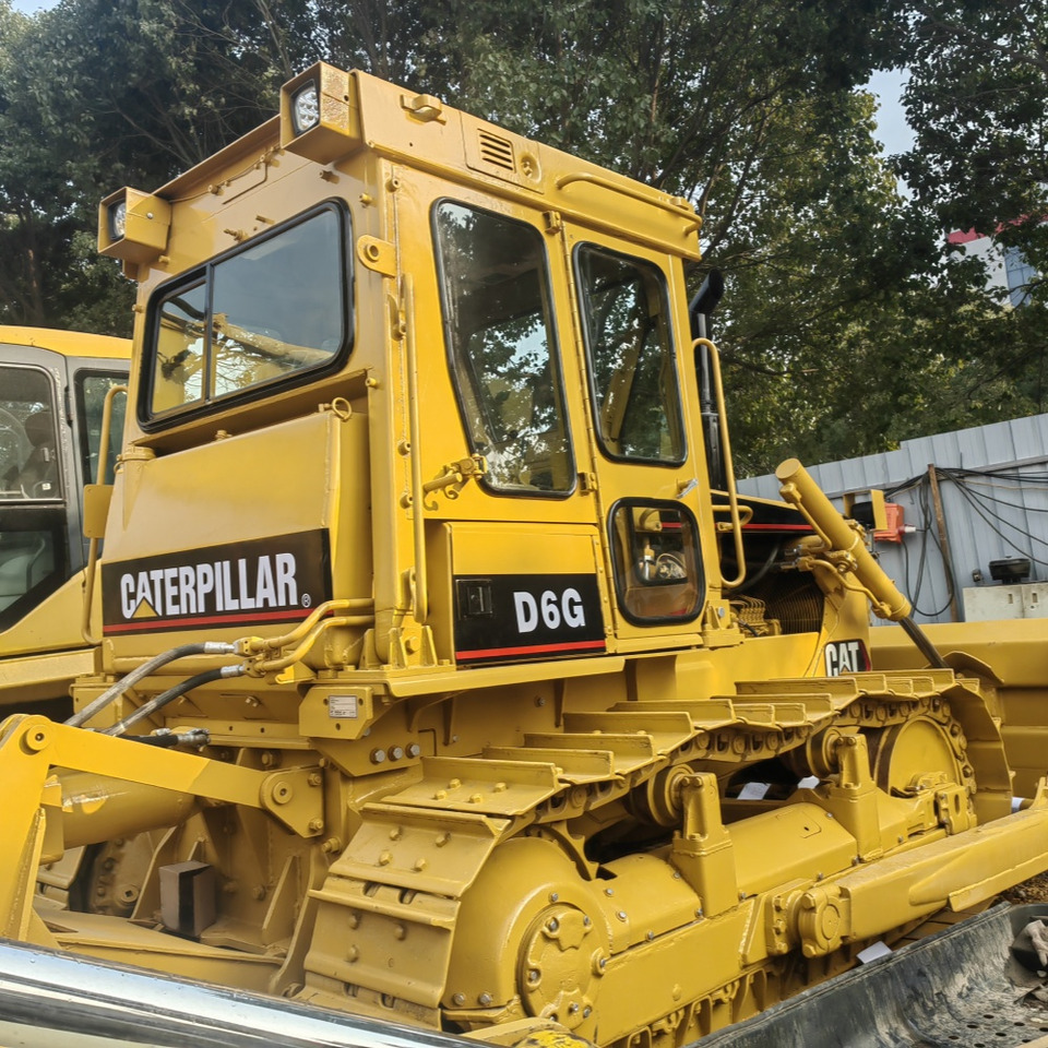 CAT D6G Bulldozer - Bulldozer: picture 2 CAT D6G Bulldozer - Bulldozer: picture 2