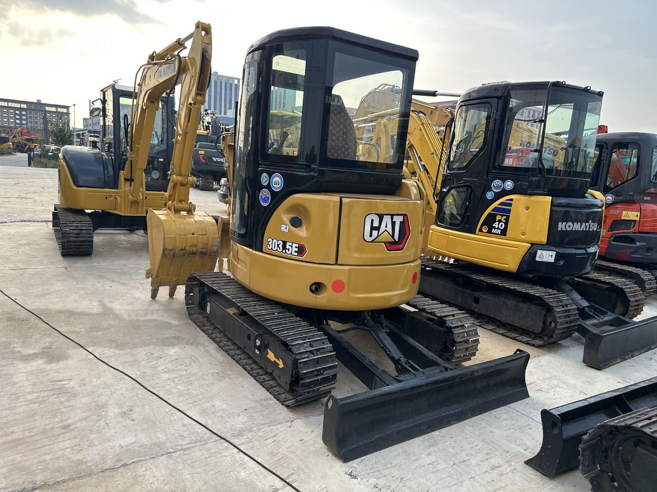 CATERPILLAR CAT 303.5E MINI Crawler excavator - Mini excavator: picture 5 CATERPILLAR CAT 303.5E MINI Crawler excavator - Mini excavator: picture 5