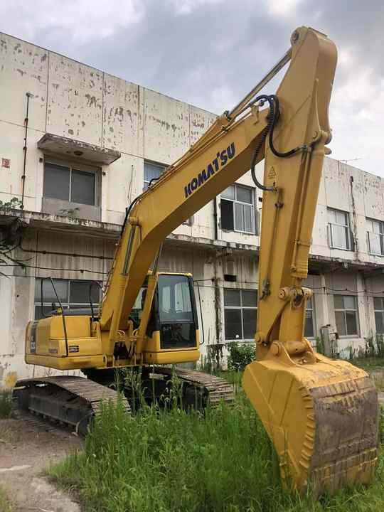 Cheap crawler excavator Komatsu PC220-7 hydraulic Excavator secondhand used komatsu pc 200-7 pc220-7 excavator for sale - Crawler excavator: picture 2 Cheap crawler excavator Komatsu PC220-7 hydraulic Excavator secondhand used komatsu pc 200-7 pc220-7 excavator for sale - Crawler excavator: picture 2