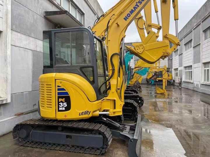 Competitive Price Used Komatsu Excavator PC35 PC55MR2 excellent condition Komatsu pc35mr Excavator - Crawler excavator: picture 2 Competitive Price Used Komatsu Excavator PC35 PC55MR2 excellent condition Komatsu pc35mr Excavator - Crawler excavator: picture 2