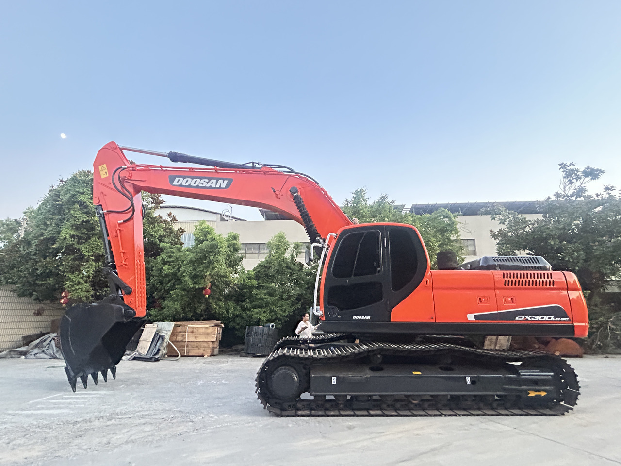 Doosan DX300LC-9c Crawler Excavator - Crawler excavator: picture 4 Doosan DX300LC-9c Crawler Excavator - Crawler excavator: picture 4