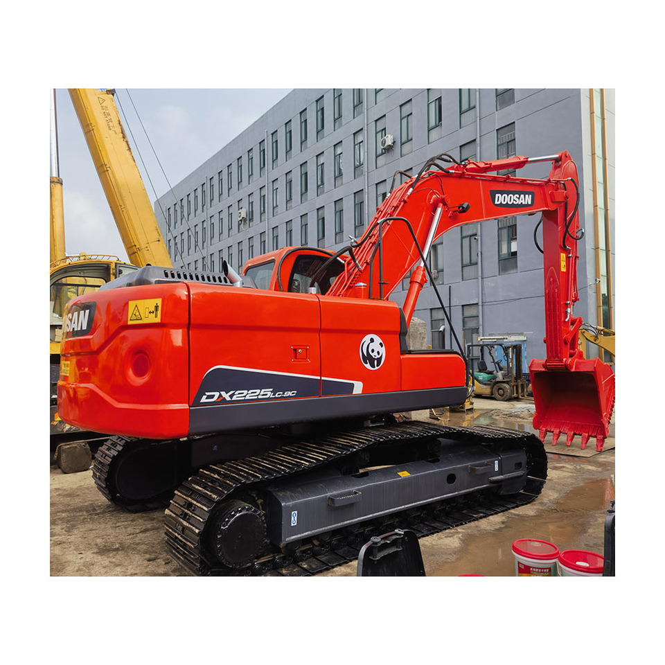 Doosan Dx225 Crawler Excavator - Crawler excavator: picture 3 Doosan Dx225 Crawler Excavator - Crawler excavator: picture 3