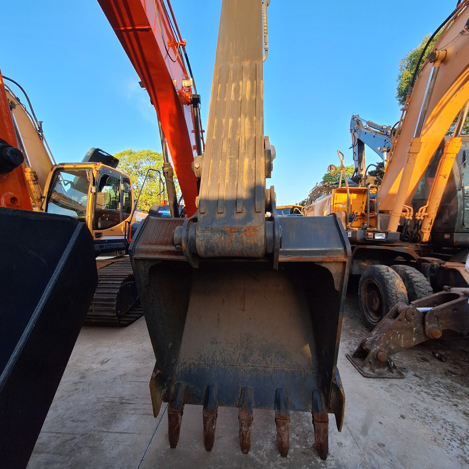 Doosan Dx225LCA  Crawler Excavator - Crawler excavator: picture 5 Doosan Dx225LCA  Crawler Excavator - Crawler excavator: picture 5