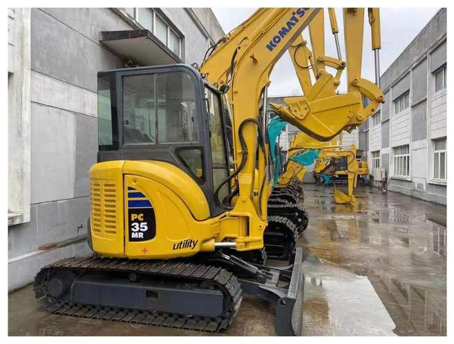 Earth Moving Machinery Used excavator komatsu pc55mr Mini Excavators Digger crawler low price ON STOCK - Crawler excavator: picture 1 Earth Moving Machinery Used excavator komatsu pc55mr Mini Excavators Digger crawler low price ON STOCK - Crawler excavator: picture 1