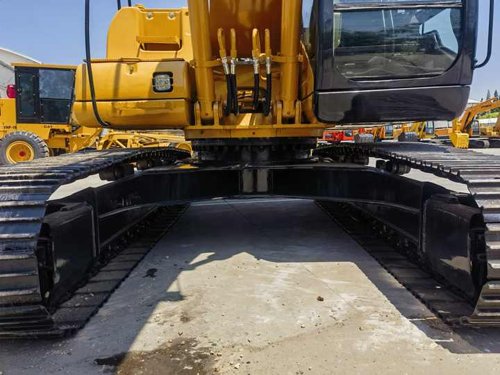 Factory Direct Sale Used Japan Caterpillar Cat 320d used machine excavator with high quality on hot sale - Crawler excavator: picture 2 Factory Direct Sale Used Japan Caterpillar Cat 320d used machine excavator with high quality on hot sale - Crawler excavator: picture 2