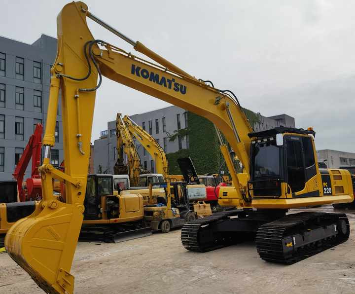 Good Condition Komatsu PC220-8 Original Japan Cheap Used Excavators used excavator machines - Crawler excavator: picture 4 Good Condition Komatsu PC220-8 Original Japan Cheap Used Excavators used excavator machines - Crawler excavator: picture 4