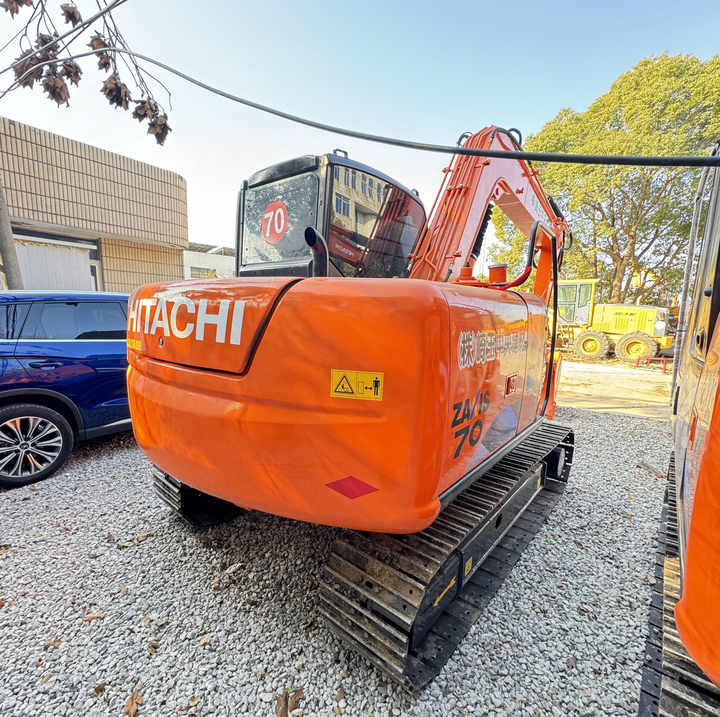 Good Condition Original HITACHI ZX70 Crawler Excavator ZX70 ZX120 Second Hand Tracked Digger - Crawler excavator: picture 3 Good Condition Original HITACHI ZX70 Crawler Excavator ZX70 ZX120 Second Hand Tracked Digger - Crawler excavator: picture 3