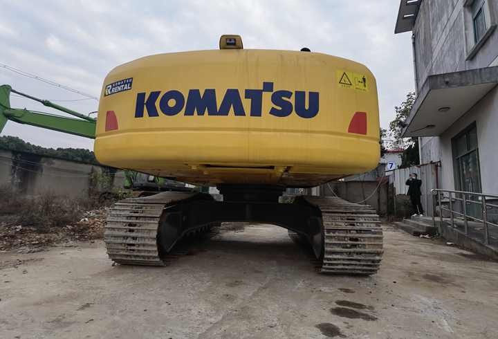 Good Condition second hand Komatsu PC220-8 Original Japan Cheap Used Excavators for sale in shanghai - Crawler excavator: picture 2 Good Condition second hand Komatsu PC220-8 Original Japan Cheap Used Excavators for sale in shanghai - Crawler excavator: picture 2
