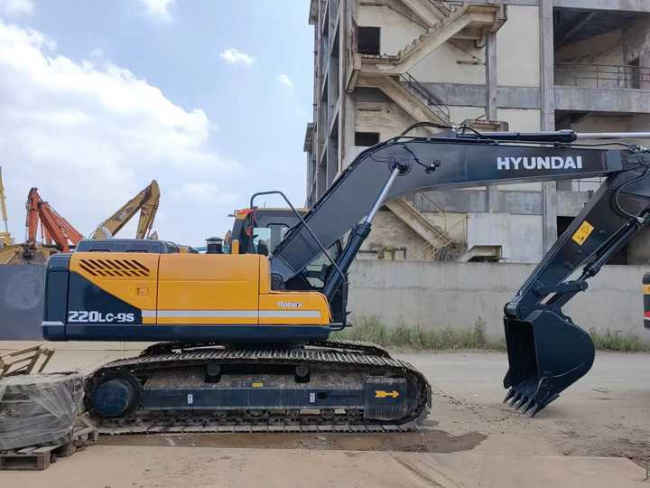 Good condition Hyundai used excavator crawler excavator 220LC-9S Hyundai excavator hot sale - Crawler excavator: picture 5 Good condition Hyundai used excavator crawler excavator 220LC-9S Hyundai excavator hot sale - Crawler excavator: picture 5