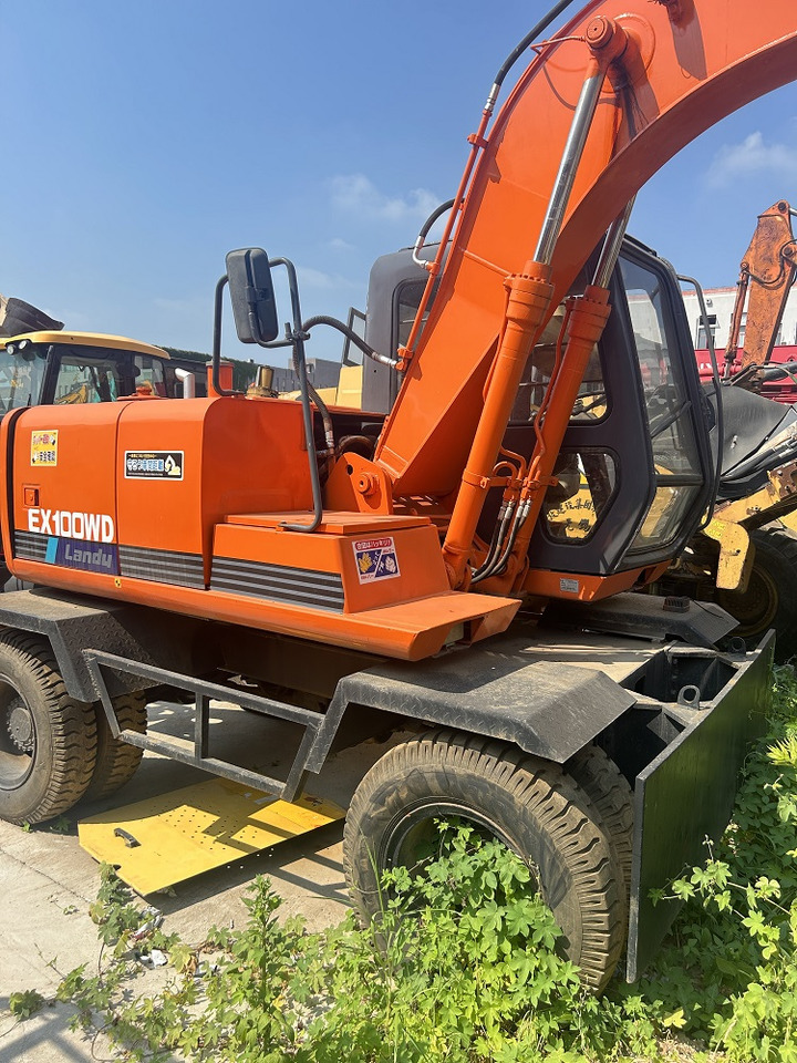 HITACHI Hitachi EX100WD wheel excavator - Wheel excavator: picture 4 HITACHI Hitachi EX100WD wheel excavator - Wheel excavator: picture 4