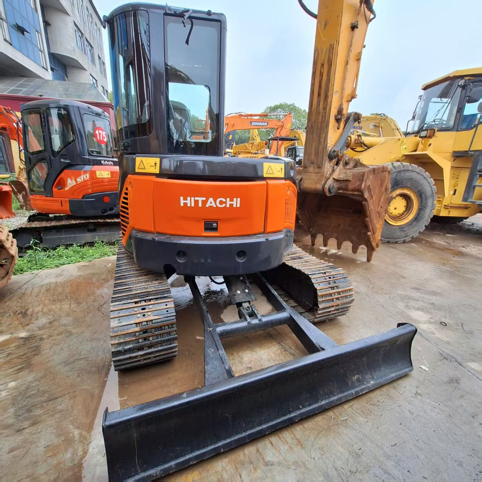 Hitachi ZX50U Excavator - Crawler excavator: picture 4 Hitachi ZX50U Excavator - Crawler excavator: picture 4