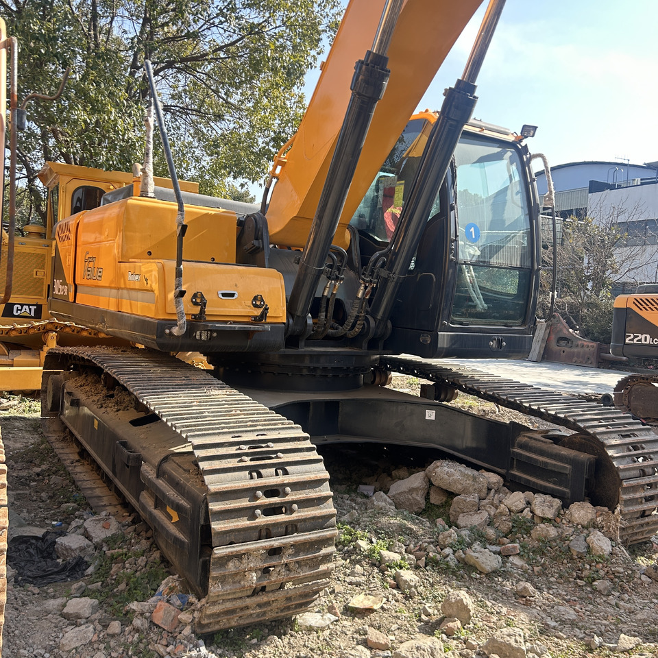 Hyundai 305LC-9T excavator - Crawler excavator: picture 4 Hyundai 305LC-9T excavator - Crawler excavator: picture 4