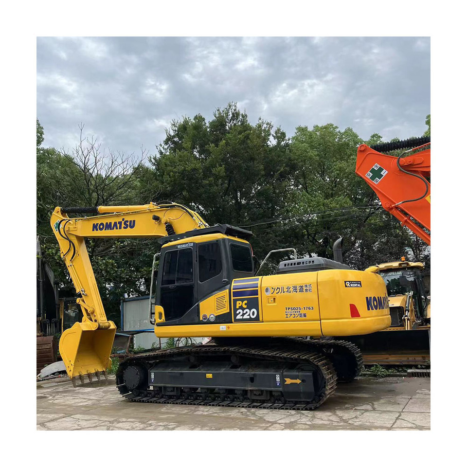 Komatsu PC 220-8 Excavator - Crawler excavator: picture 3 Komatsu PC 220-8 Excavator - Crawler excavator: picture 3