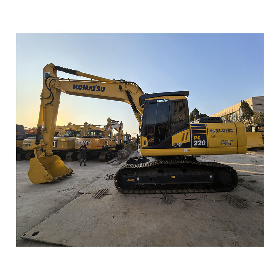 Komatsu PC220-7 - Crawler excavator: picture 4 Komatsu PC220-7 - Crawler excavator: picture 4